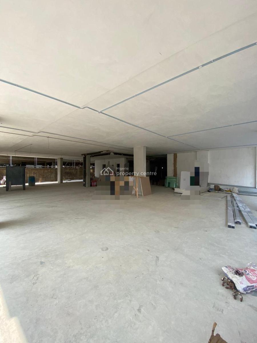 Serviced 3 Bedroom Apartment with Gym and Swimming Pool, Lekki Phase 1, Lekki, Lagos, Flat / Apartment for Sale