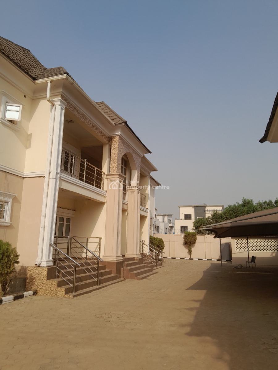 Luxury 3-bedroom Apartment with Bq -- Spacious, Elegant Living, Apo-dutse Off Oladipo Diya Before Cedacrest Hospital, Apo, Abuja, Flat / Apartment for Rent