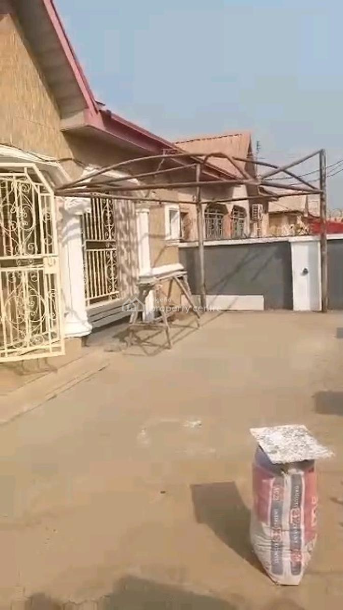 Spacious 3-bedroom Bungalow in Prime Gaduwa -- Perfect Family Haven, Gaduwa, Abuja, Flat / Apartment for Rent