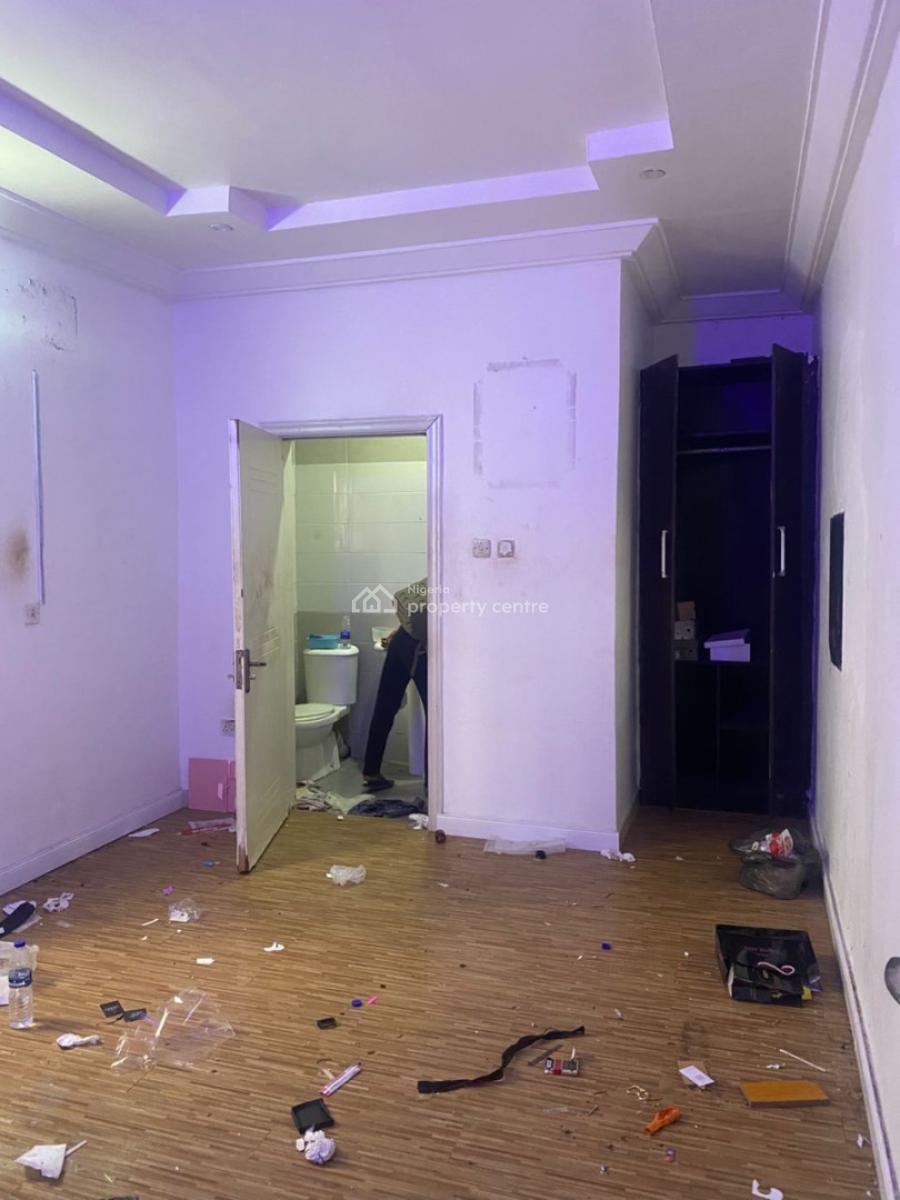 Self Contain, Osapa, Lekki, Lagos, Self Contain (single Rooms) for Rent