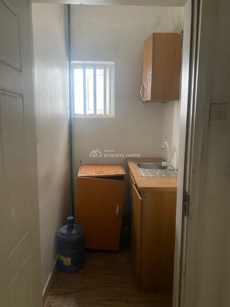 Self Contain, Osapa, Lekki, Lagos, Self Contain (single Rooms) for Rent