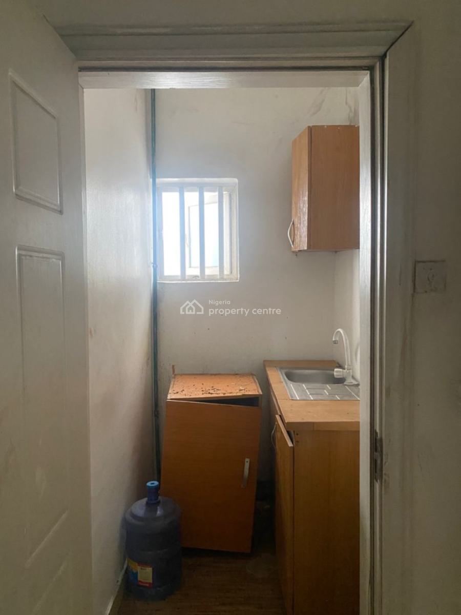 Self Contain, Osapa, Lekki, Lagos, Self Contain (single Rooms) for Rent