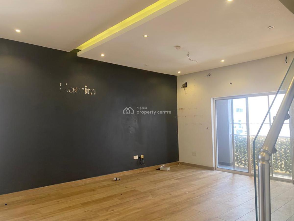 2bedroom Apartment, Lekki Phase 1, Lekki, Lagos, Flat / Apartment for Rent