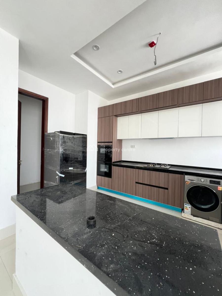 Astonishing 3 Bedroom Apartment with a Pool, Gym, Elevator & Bq, Lekki Phase 1, Lekki, Lagos, Flat / Apartment for Sale