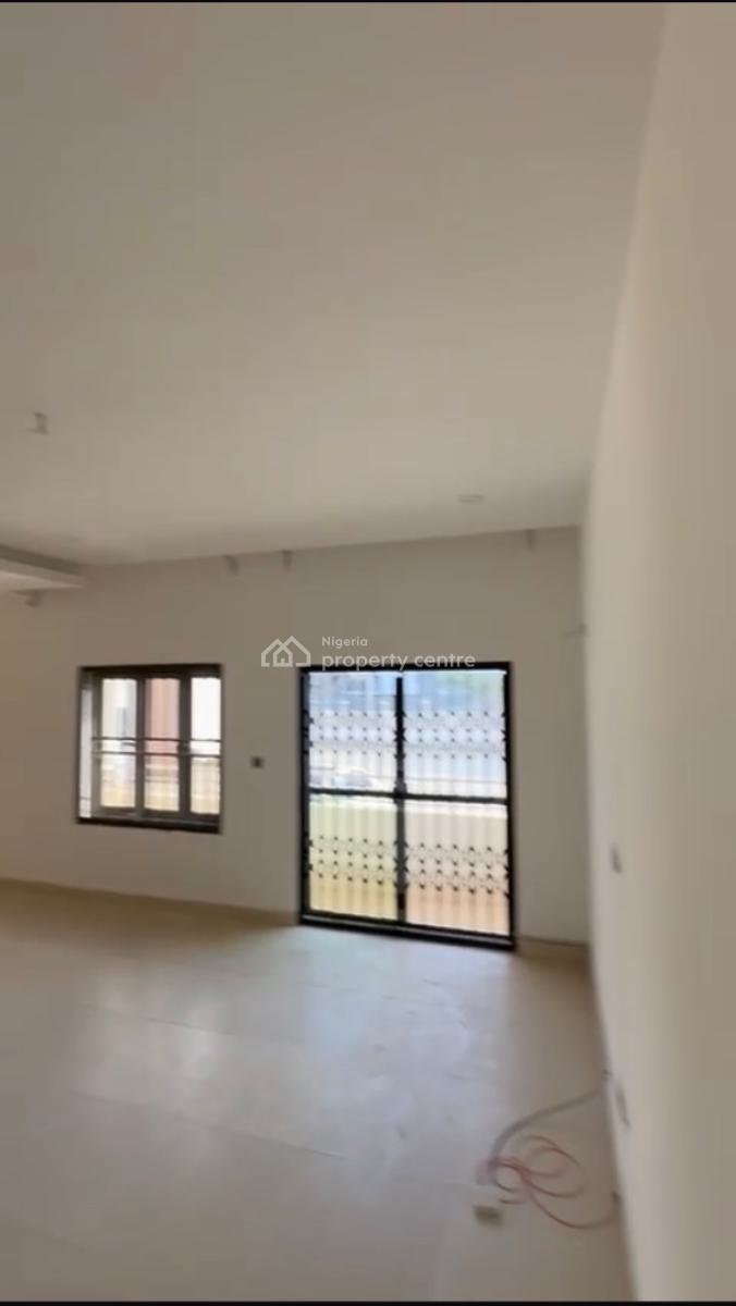 Luxury 3bedroom En-suite Block of Flats + Tarred Road, Gilmor, Jahi, Abuja, Block of Flats for Sale