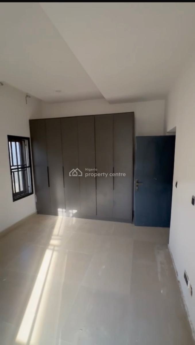 Luxury 3bedroom En-suite Block of Flats + Tarred Road, Gilmor, Jahi, Abuja, Block of Flats for Sale