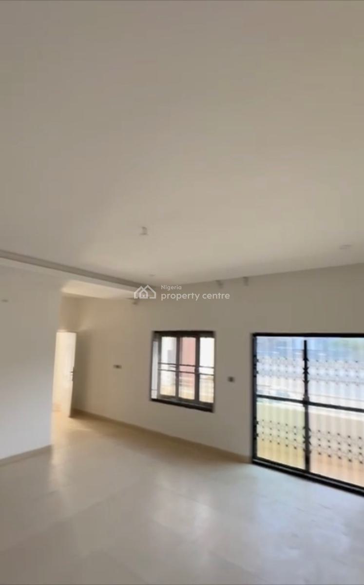 Luxury 3bedroom En-suite Block of Flats + Tarred Road, Gilmor, Jahi, Abuja, Block of Flats for Sale
