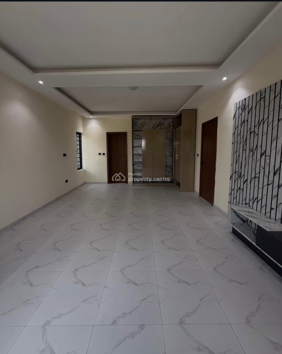 4 Bedroom Spacious House with 2 Rooms Bq, Ikeja, Ikeja, Lagos, Detached Duplex for Sale