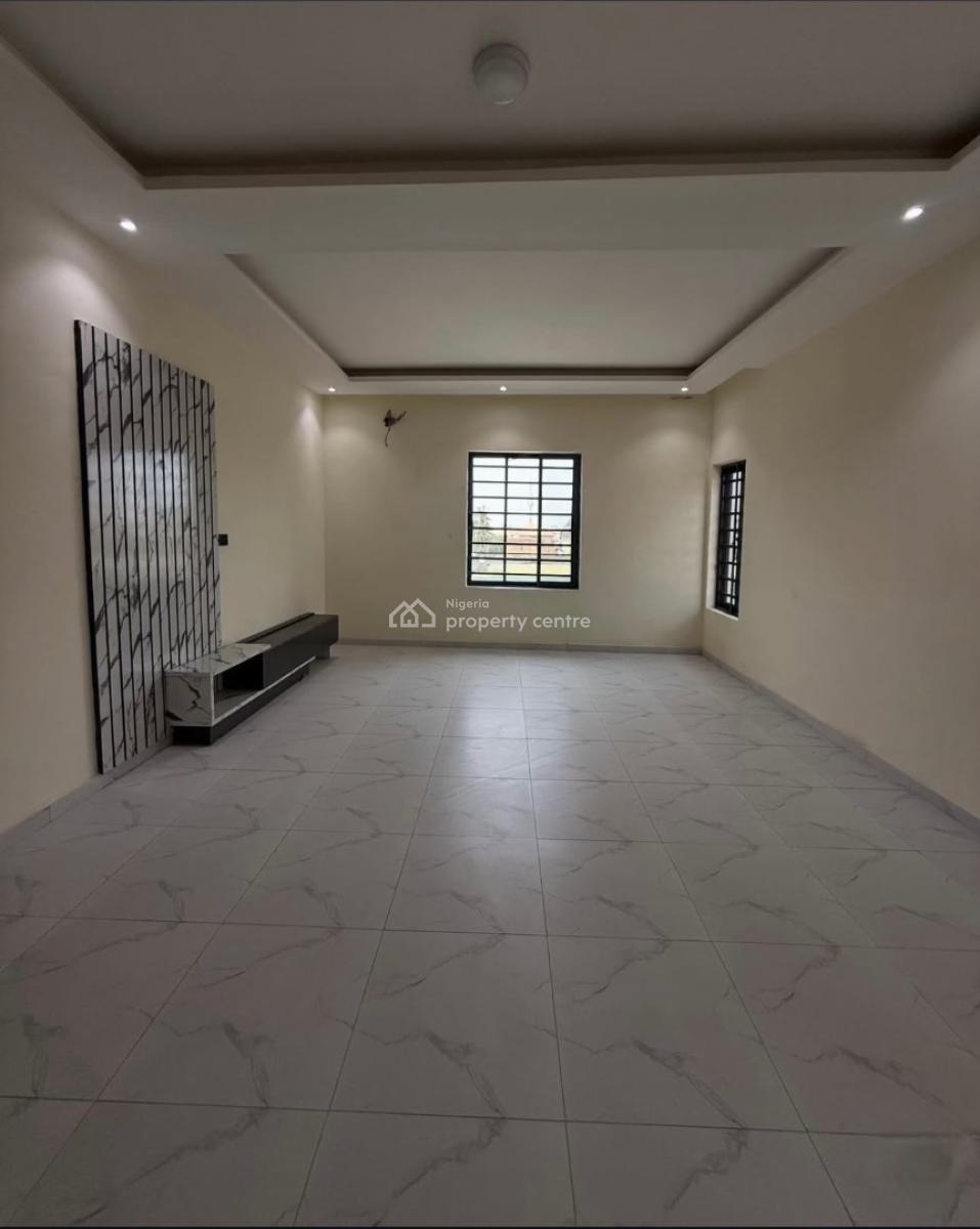 4 Bedroom Spacious House with 2 Rooms Bq, Ikeja, Ikeja, Lagos, Detached Duplex for Sale