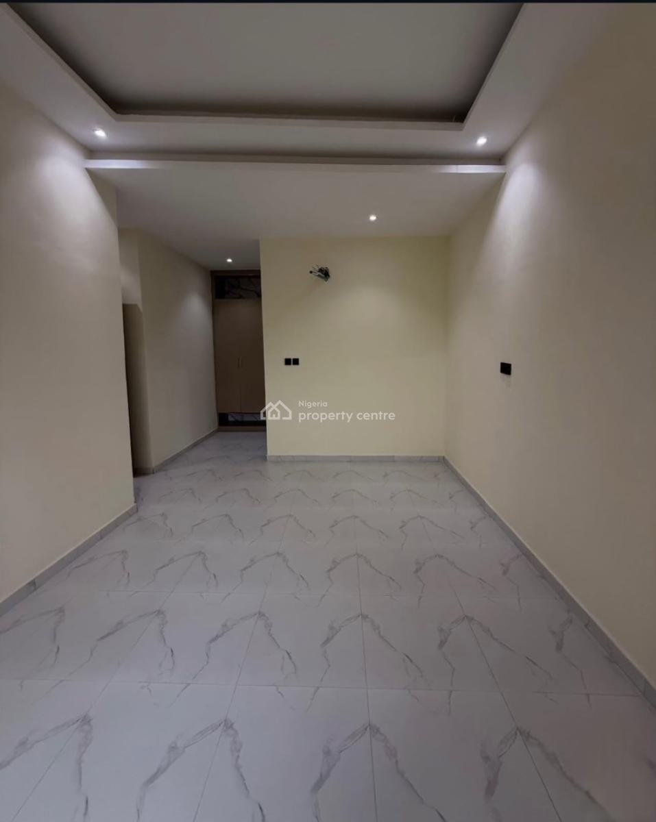 4 Bedroom Spacious House with 2 Rooms Bq, Ikeja, Ikeja, Lagos, Detached Duplex for Sale