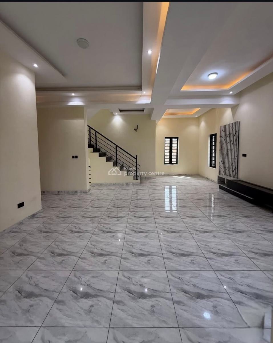 4 Bedroom Spacious House with 2 Rooms Bq, Ikeja, Ikeja, Lagos, Detached Duplex for Sale