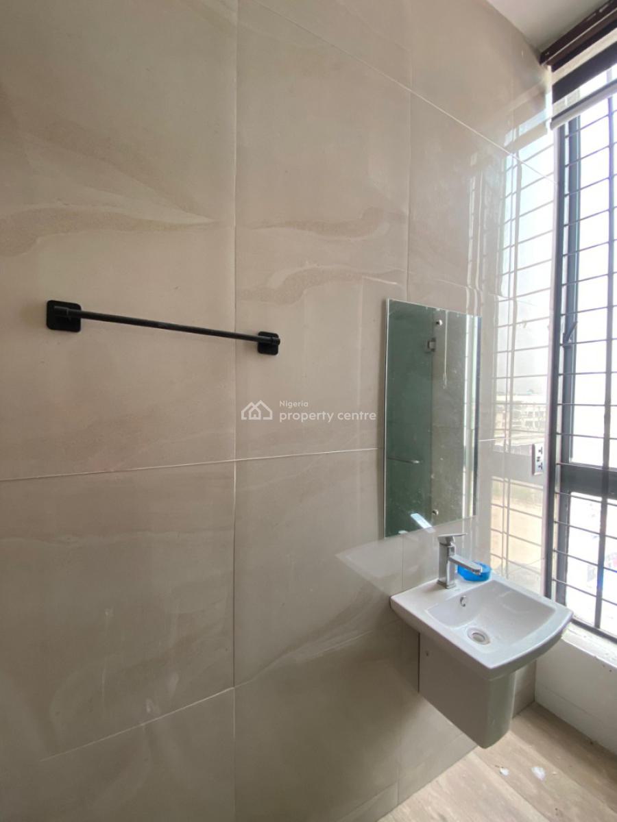 Stunning  Fully Serviced 4 Bedroom Terrace Duplex, Lekki, Lagos, Terraced Duplex for Sale