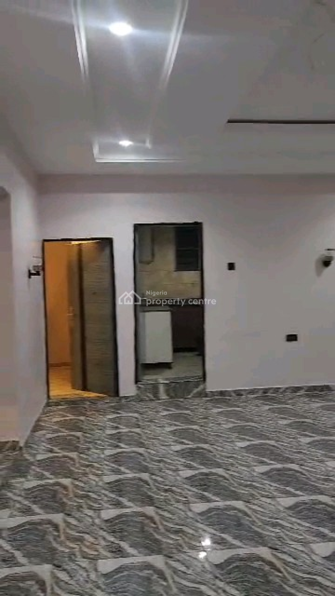 Spacious 2-bedroom Flat in Prime Apo Legislative Quarters,, Legislative Quarters Nass, Apo, Abuja, Flat / Apartment for Rent