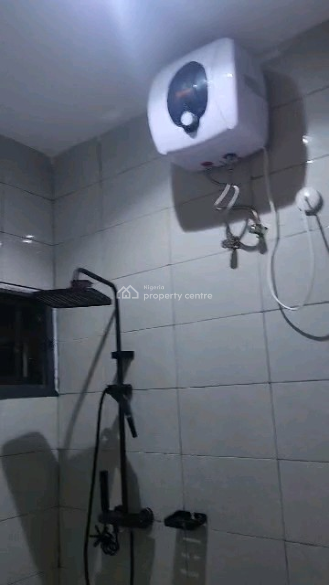 Spacious 2-bedroom Flat in Prime Apo Legislative Quarters,, Legislative Quarters Nass, Apo, Abuja, Flat / Apartment for Rent