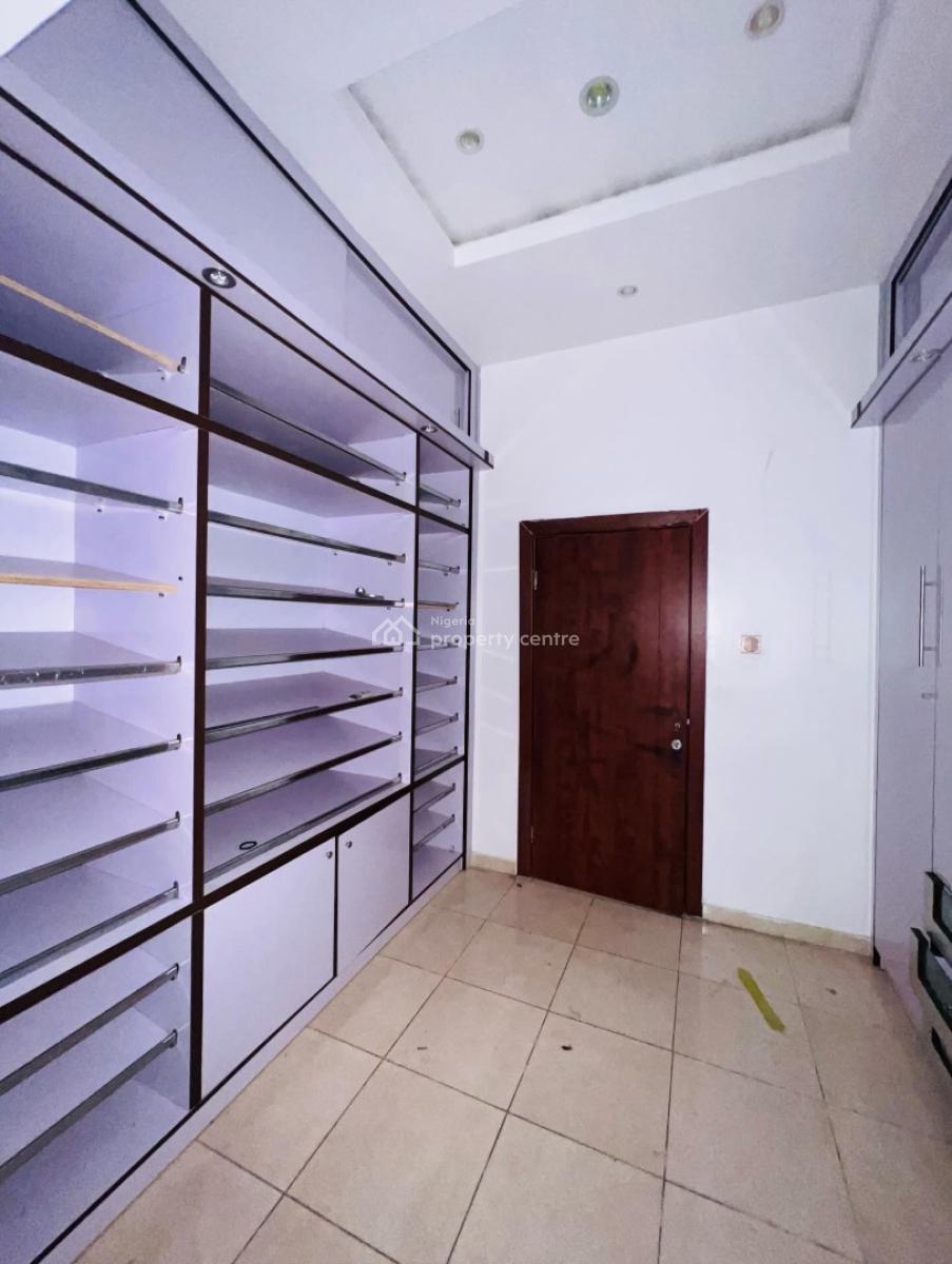 5 Bedroom Detached Duplex with Bq, 5 Bedroom Duplex with Large Compound and Spacious Rooms, Osapa, Lekki, Lagos, Detached Duplex for Rent
