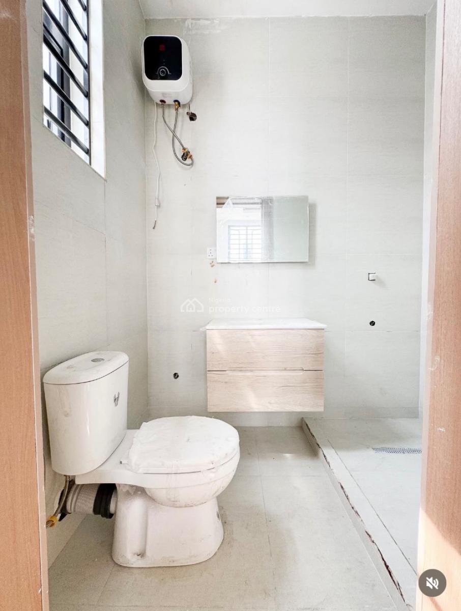 Fully Serviced 4 Bedroom Detached Duplex with a Pool, Lekki, Lagos, Detached Duplex for Sale