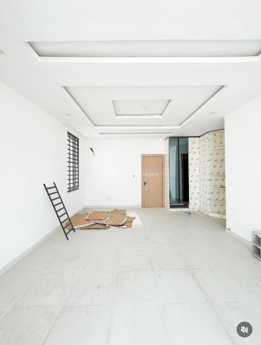 Fully Serviced 4 Bedroom Detached Duplex with a Pool, Lekki, Lagos, Detached Duplex for Sale