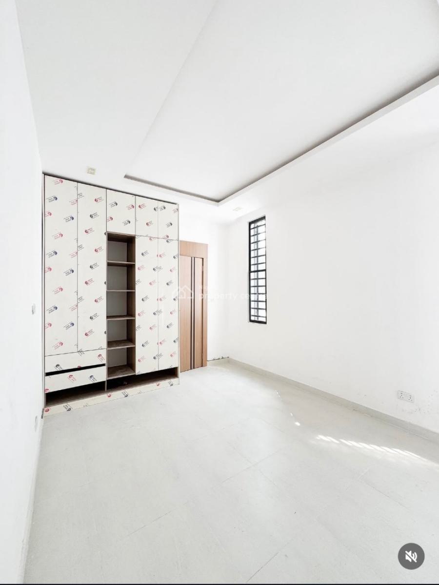 Fully Serviced 4 Bedroom Detached Duplex with a Pool, Lekki, Lagos, Detached Duplex for Sale