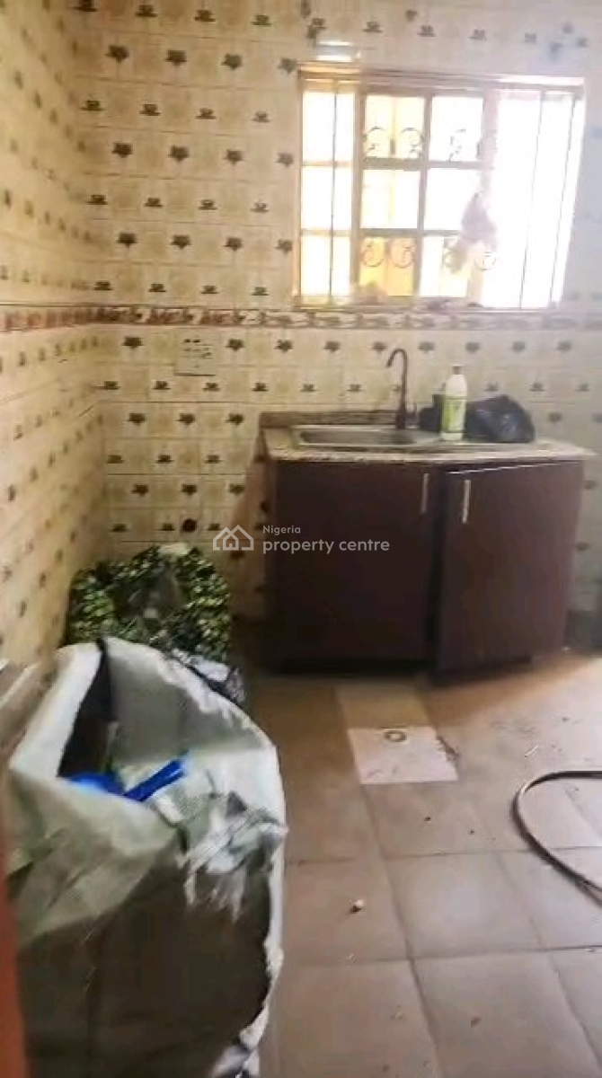 Luxury 2-bedroom Apartment -- Apo Legislative Quarters Zone E, Legislative Quarters Zone E, Apo, Abuja, Flat / Apartment for Rent