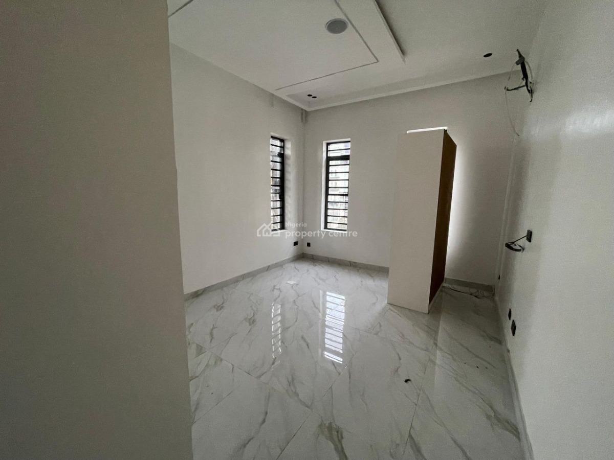 4 Bedroom Terrace Duplex, Right, Lekki Phase 1, Lekki, Lagos, Terraced Duplex for Sale