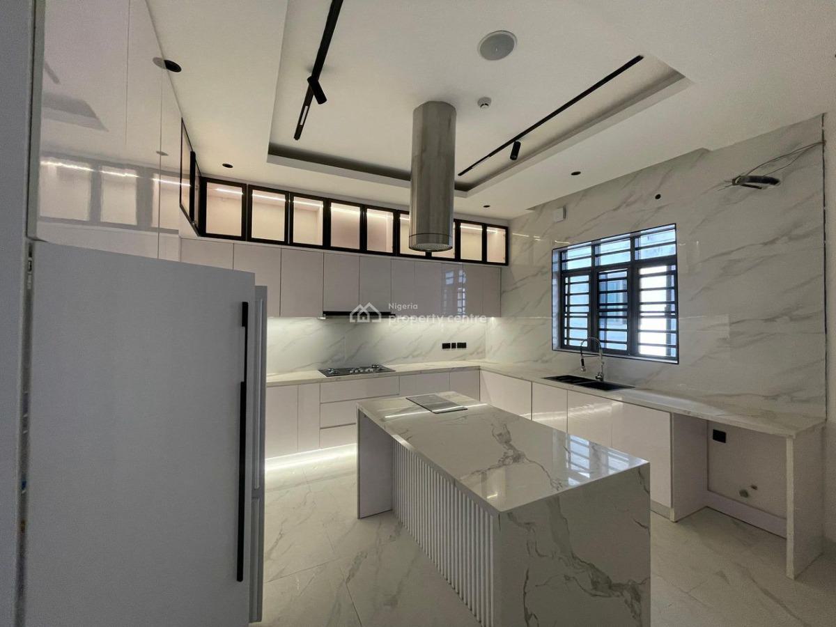 4 Bedroom Terrace Duplex, Right, Lekki Phase 1, Lekki, Lagos, Terraced Duplex for Sale