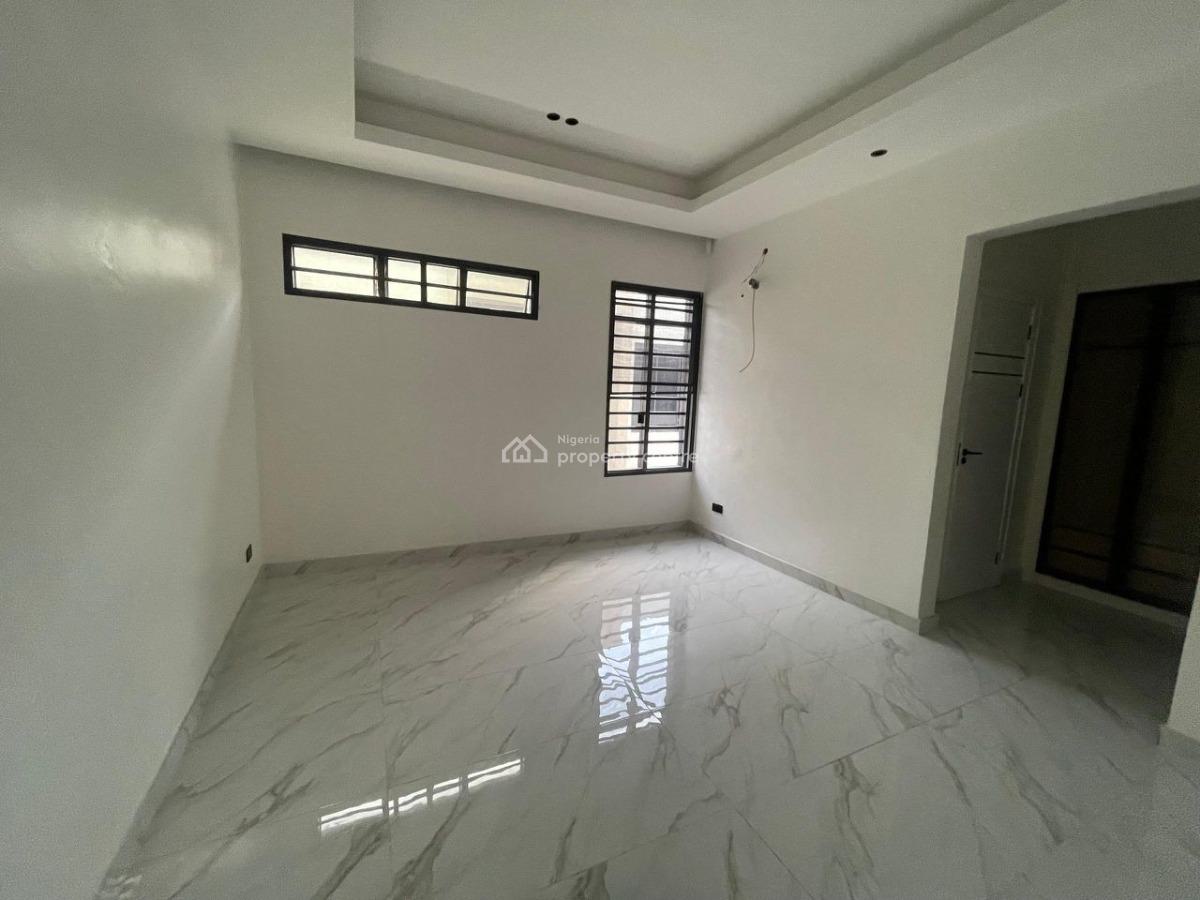 4 Bedroom Terrace Duplex, Right, Lekki Phase 1, Lekki, Lagos, Terraced Duplex for Sale
