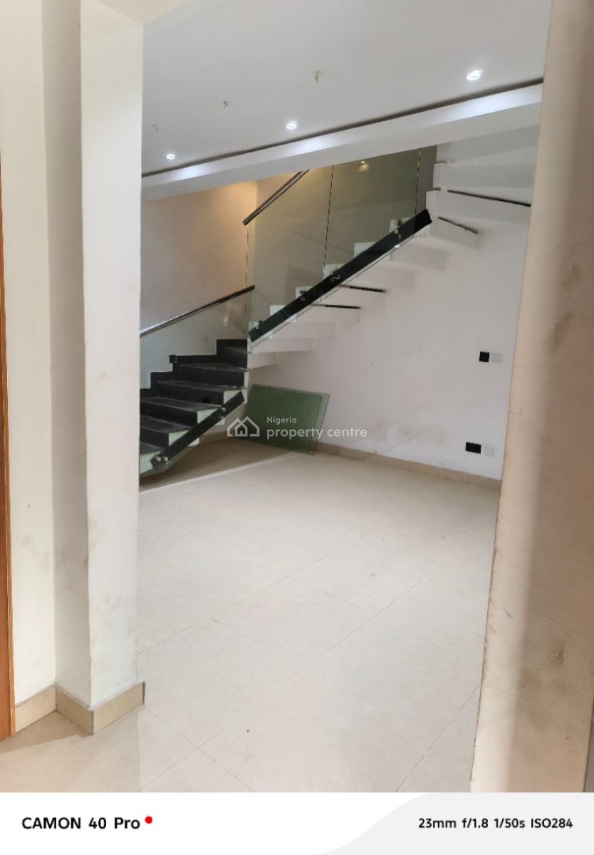 5bed Room Terrace Self Compound, Sinari, Victoria Island (vi), Lagos, Flat / Apartment for Rent