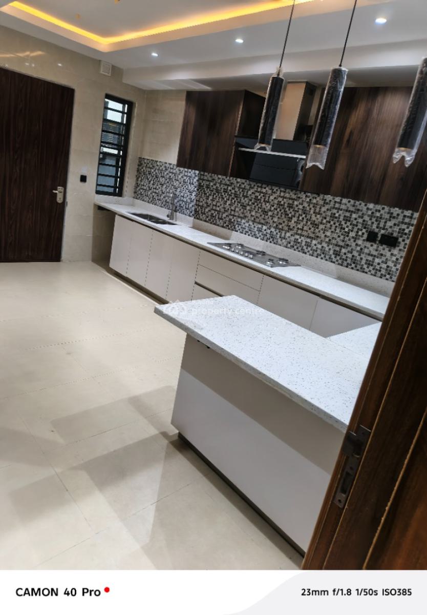 5bed Room Terrace Self Compound, Sinari, Victoria Island (vi), Lagos, Flat / Apartment for Rent