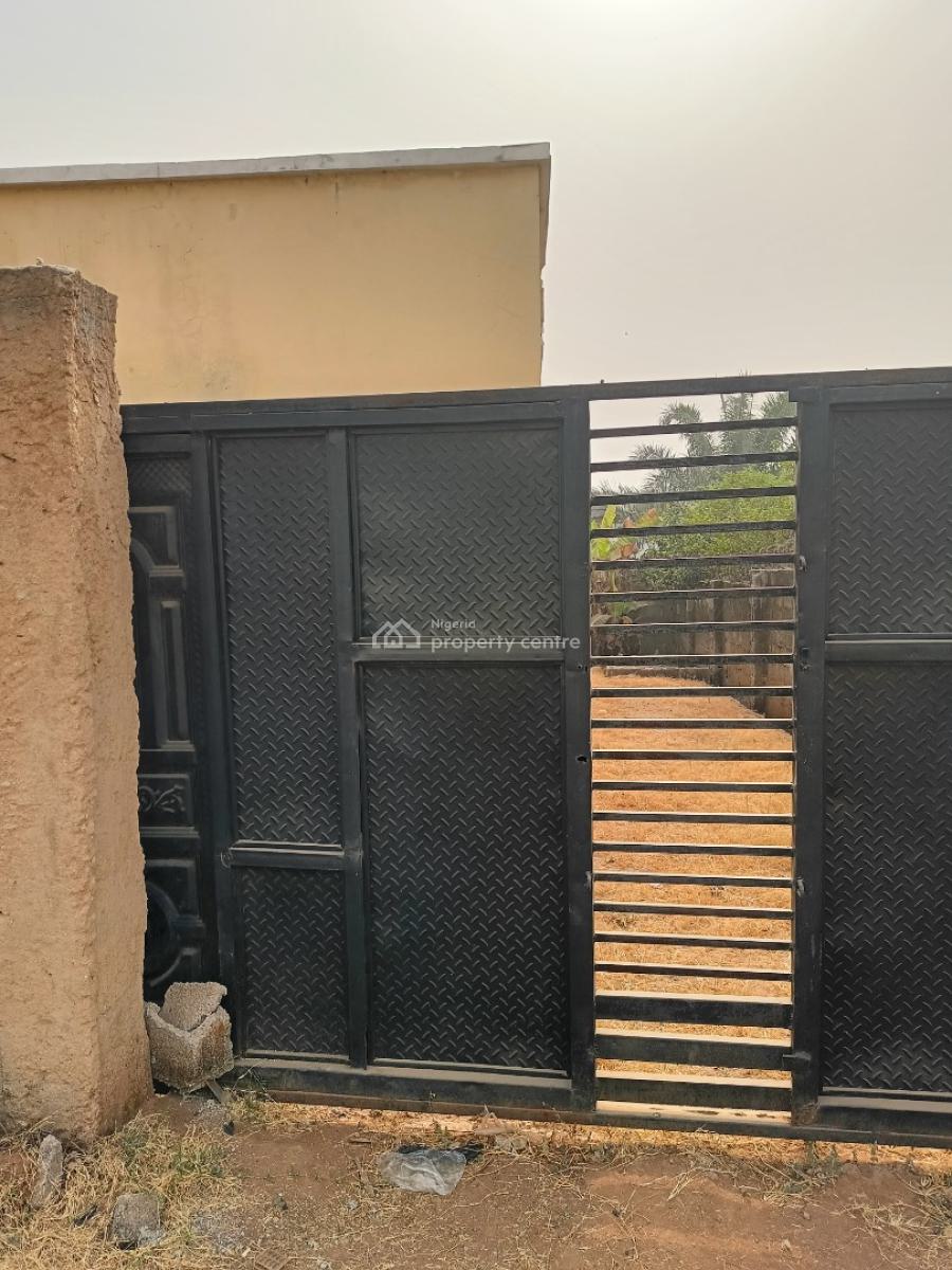 Standard and Spacious 4 Bedroom Apartment in Chikakore, Chikakore, Kubwa, Abuja, Detached Bungalow for Sale