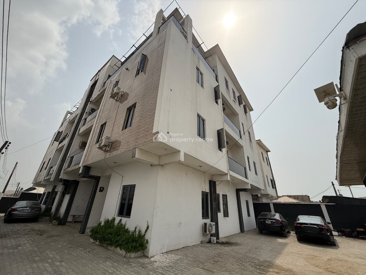 2 Bedroom Maisonettee Available for Super Distress, Ologolo Lekki, Ologolo, Lekki, Lagos, Terraced Duplex for Sale