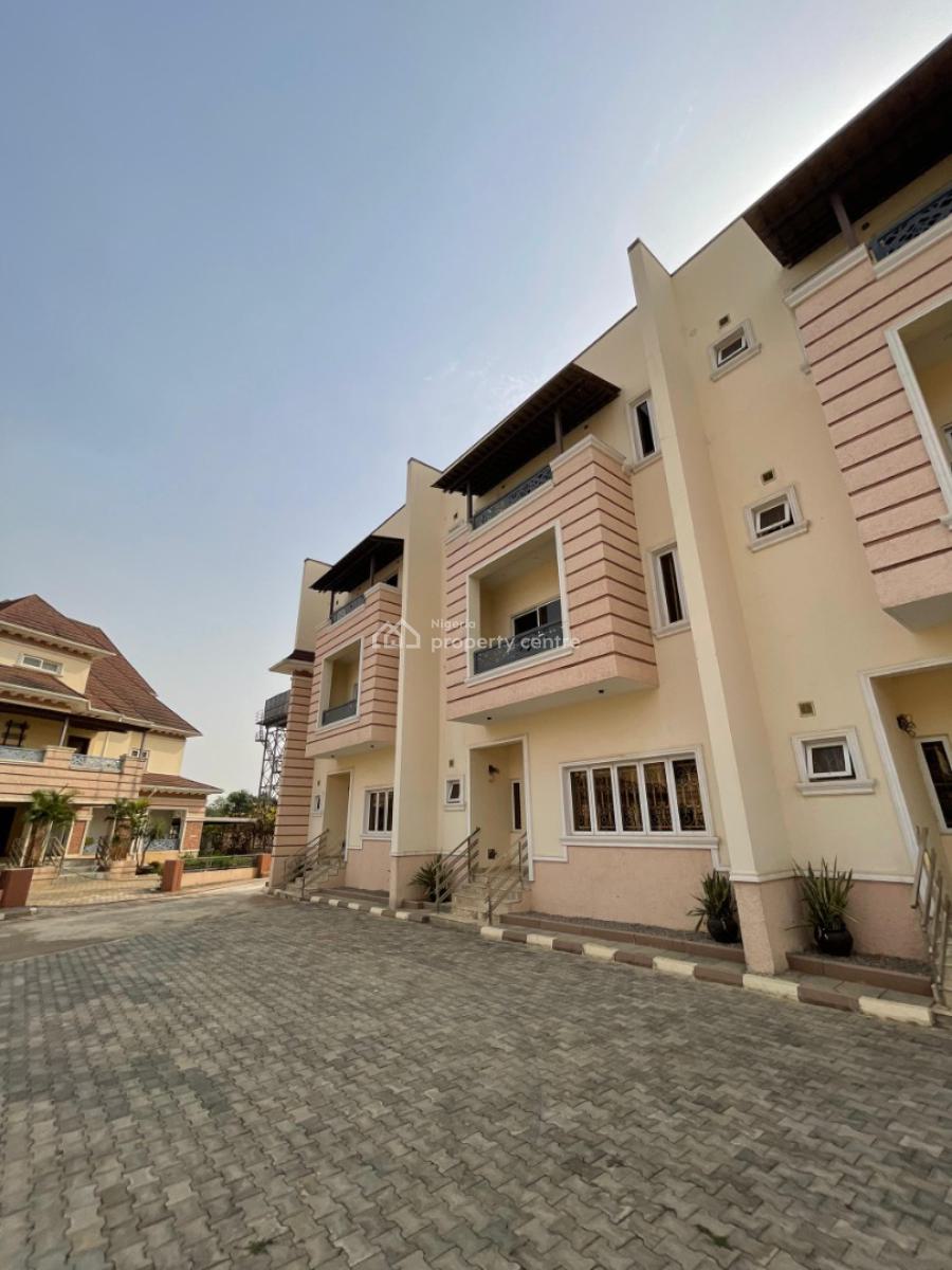 New Listing -- 4-bedroom Terrace Duplex, Maitama District, Abuja, Terraced Duplex for Sale