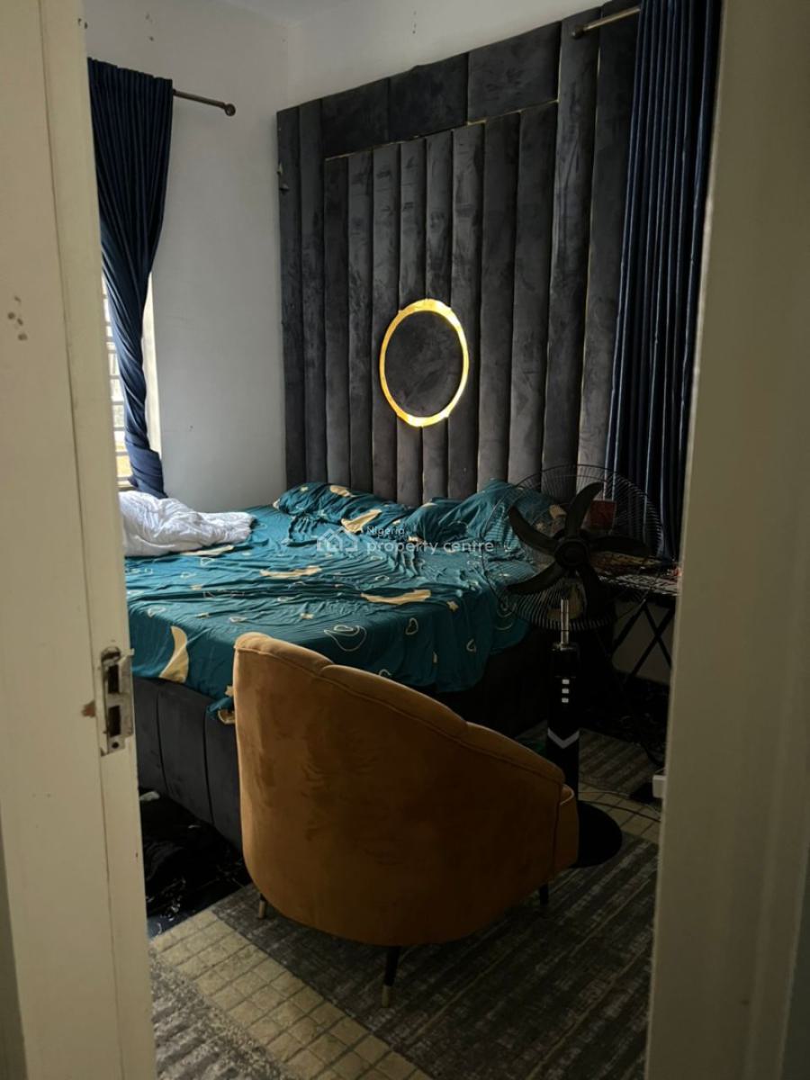 *massive Semi Masters Bedroom Upstairs(shared), Ikota, Ikota, Lekki, Lagos, Flat / Apartment for Rent