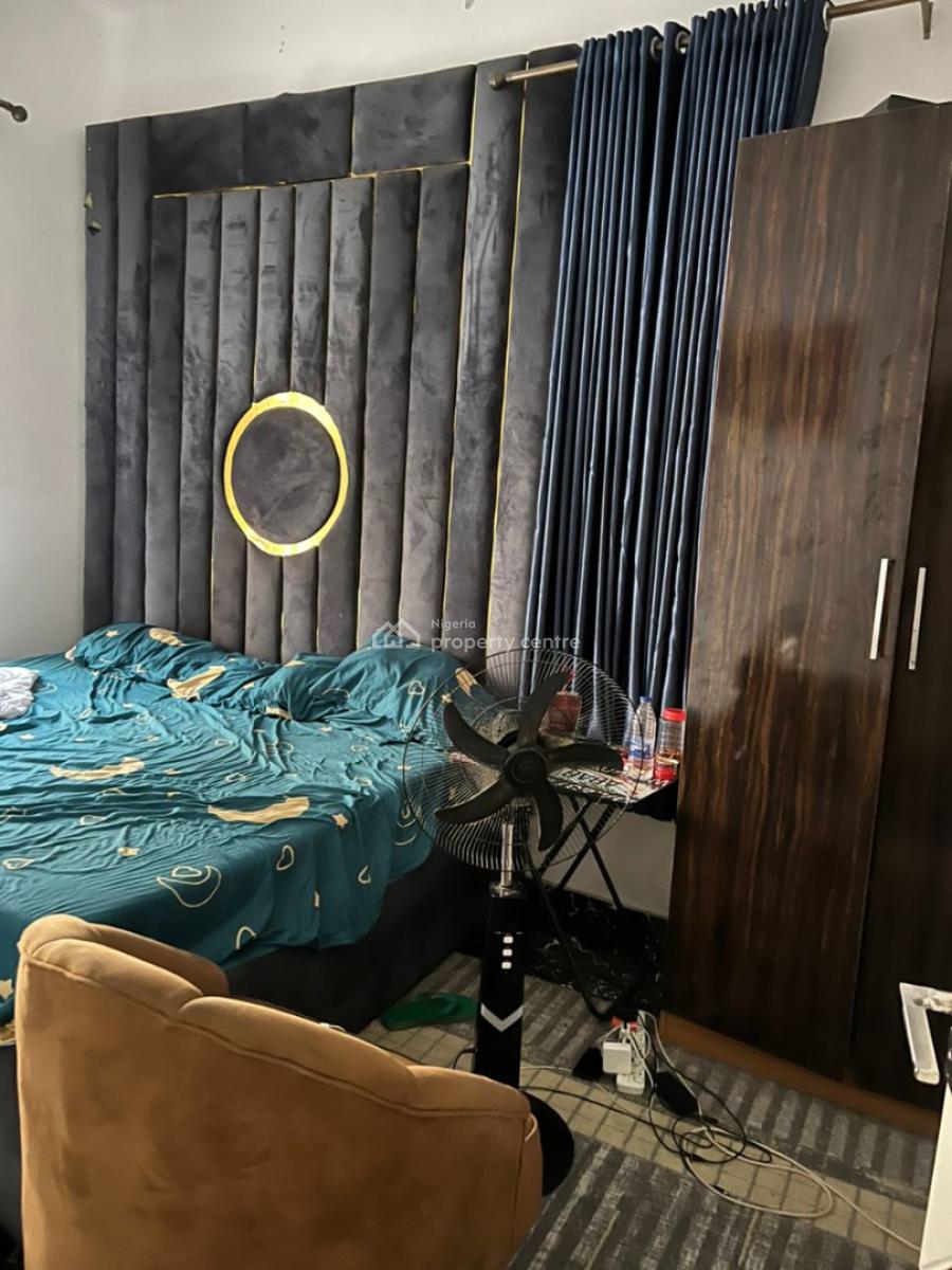 *massive Semi Masters Bedroom Upstairs(shared), Ikota, Ikota, Lekki, Lagos, Flat / Apartment for Rent