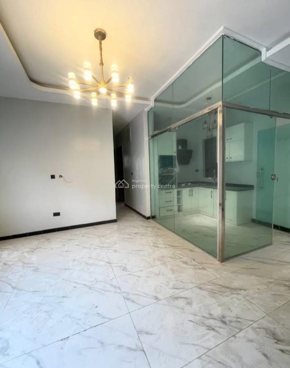 Smart and in an Estate, Freedom Way, Lekki Phase 1, Lekki, Lagos, Flat / Apartment for Rent