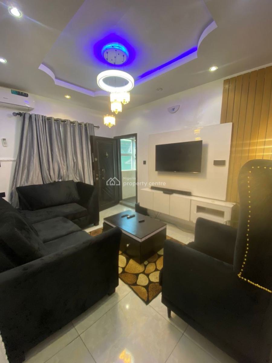 Fully Furnished Mini Flat Upstairs with Model Facilities Owner Want to, Ebute Metta West, Yaba, Lagos, Mini Flat (room and Parlour) for Rent