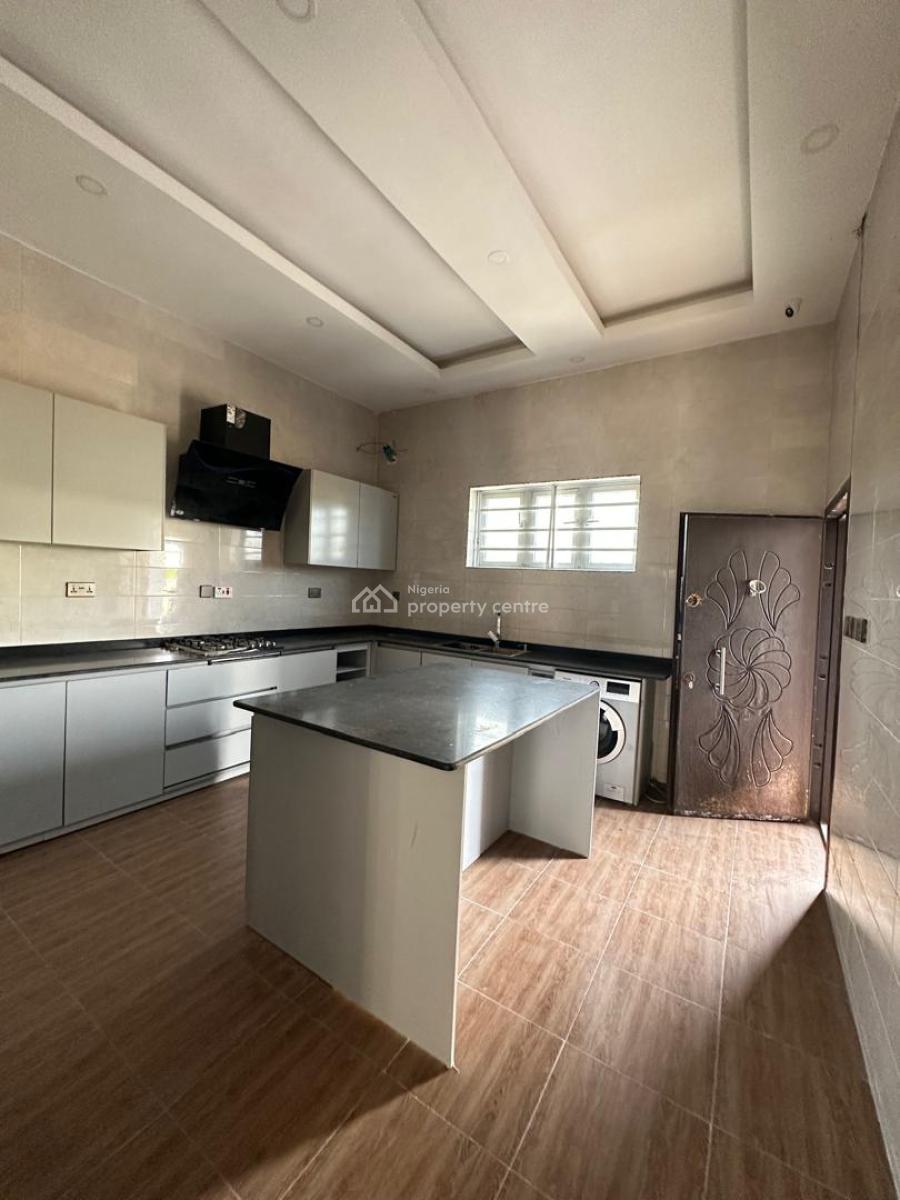 Subtle Design 5 Bedroom Detached Home with Strong Presence, Orchid, Lekki, Lagos, Detached Duplex for Sale