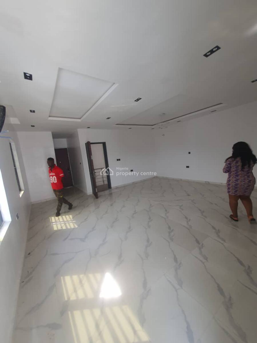 Newly Built Spacious & Standard 2-bedrooms Flat Downstairs, Ologolo, Lekki, Lagos, Flat / Apartment for Rent