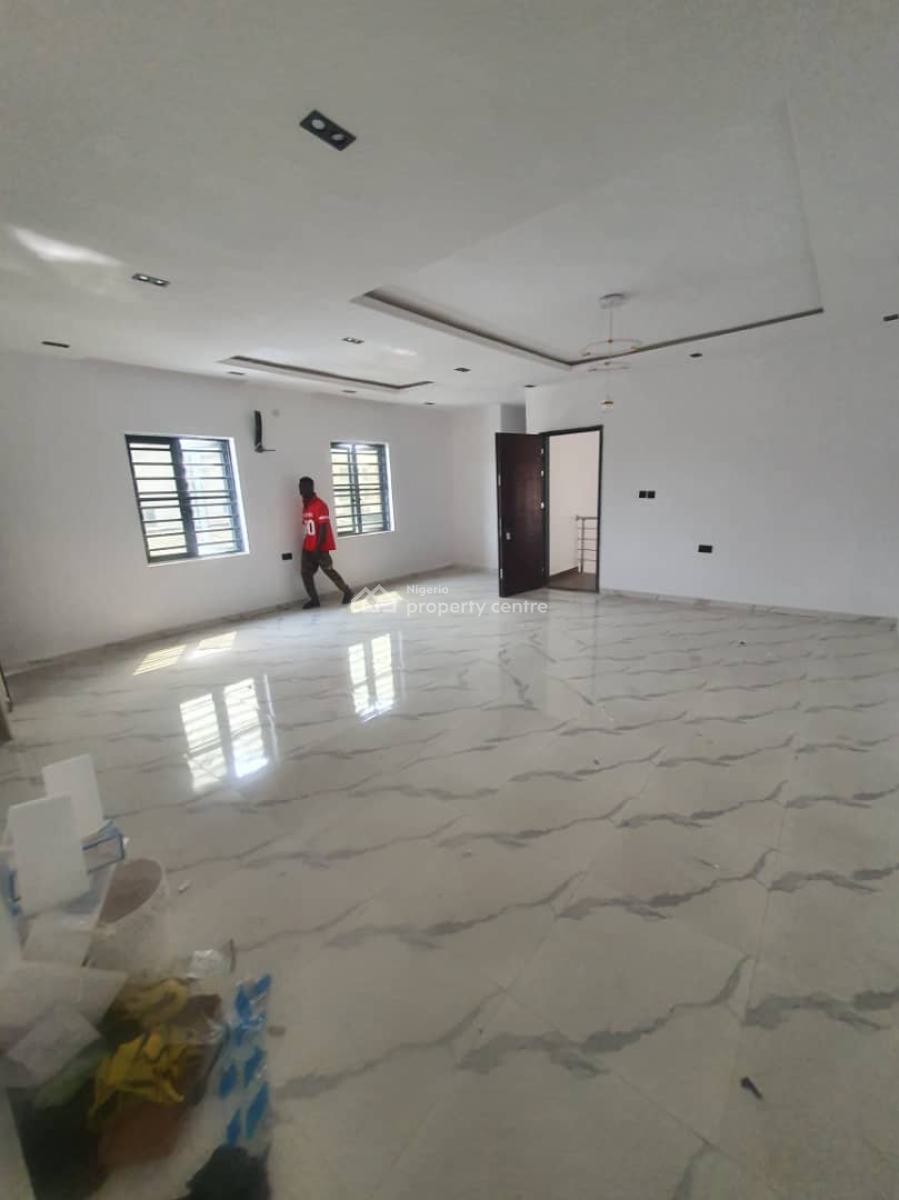 Newly Built Spacious & Standard 2-bedrooms Flat Downstairs, Ologolo, Lekki, Lagos, Flat / Apartment for Rent