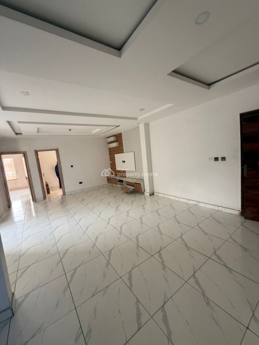 *brand New Fully Serviced Spacious 2bedroom Flat Upstairs, Ikate, Lekki, Lagos, Flat / Apartment for Rent