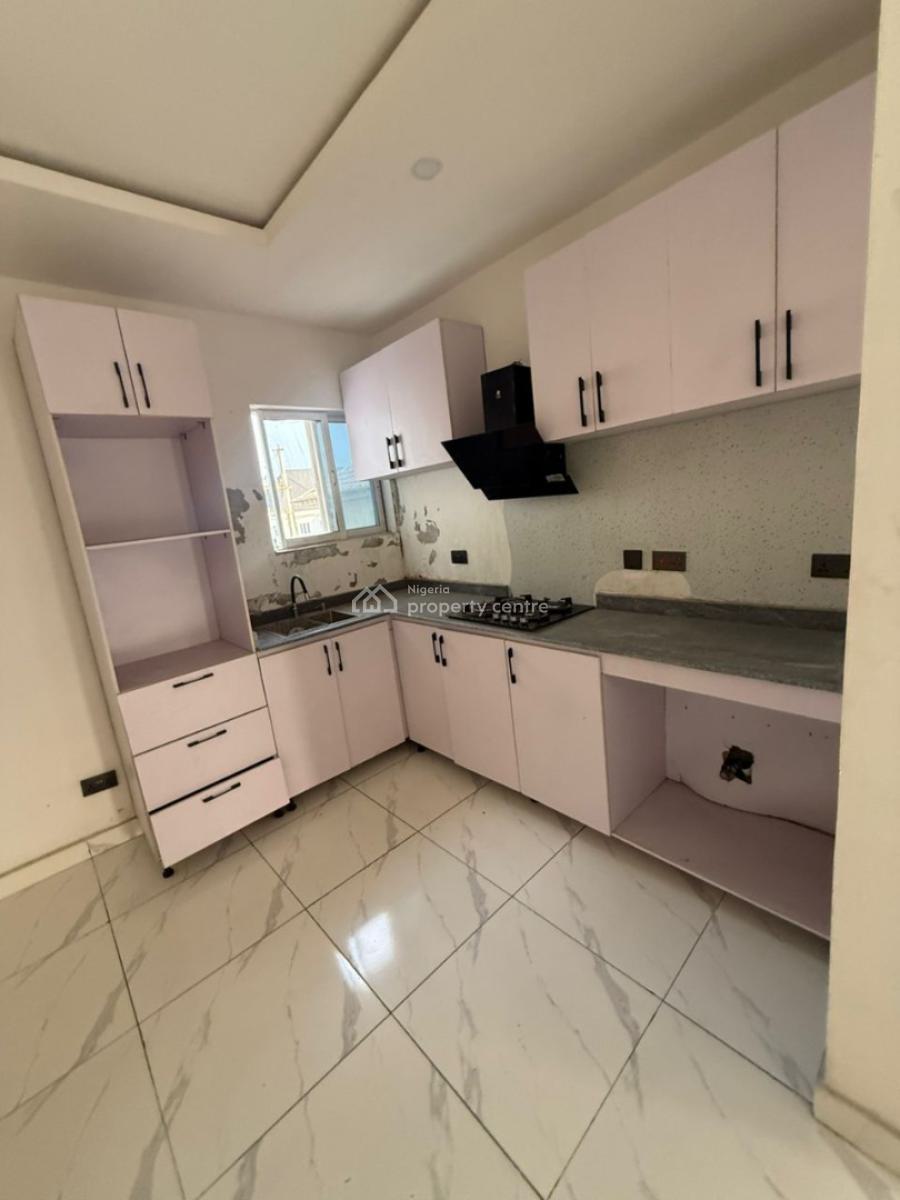 *brand New Fully Serviced Spacious 2bedroom Flat Upstairs, Ikate, Lekki, Lagos, Flat / Apartment for Rent