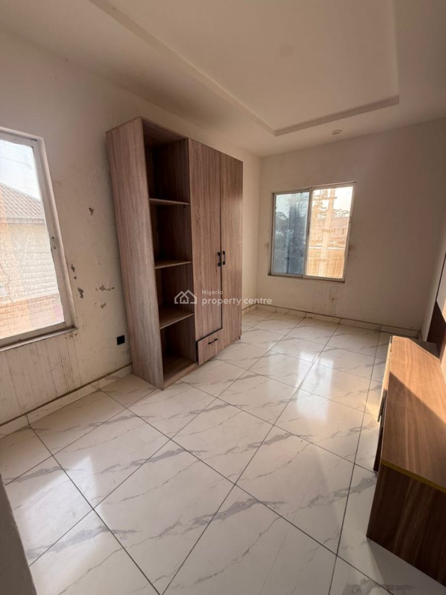 *brand New Fully Serviced Spacious 2bedroom Flat Upstairs, Ikate, Lekki, Lagos, Flat / Apartment for Rent