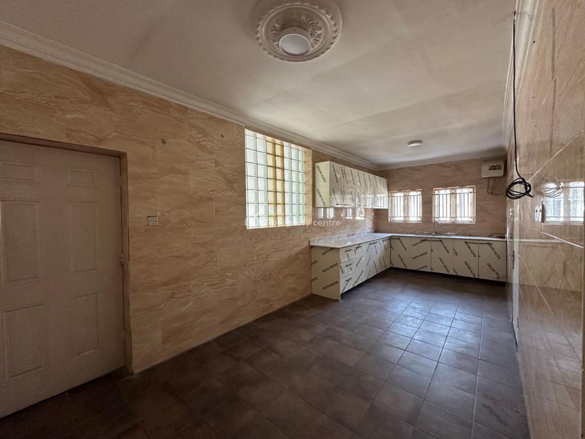 3-bedroom Apartment with Bq in Lekki Phase I, Lekki Phase 1, Lekki, Lagos, Flat / Apartment for Rent