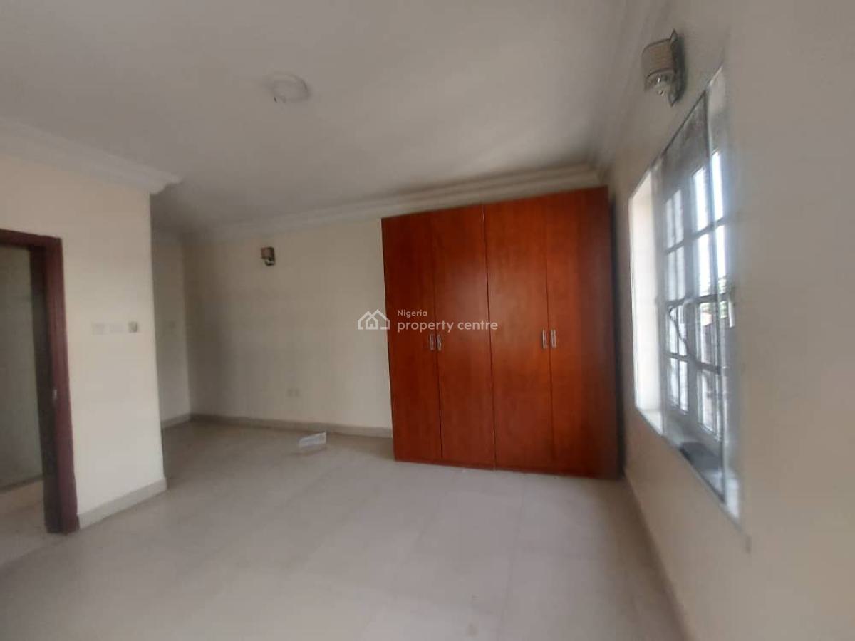 Serviced Massive 3 Bedroom Flat with a Room Bq, Off 4 Point, Oniru, Victoria Island (vi), Lagos, Flat / Apartment for Rent