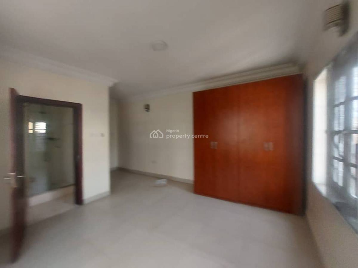 Serviced Massive 3 Bedroom Flat with a Room Bq, Off 4 Point, Oniru, Victoria Island (vi), Lagos, Flat / Apartment for Rent