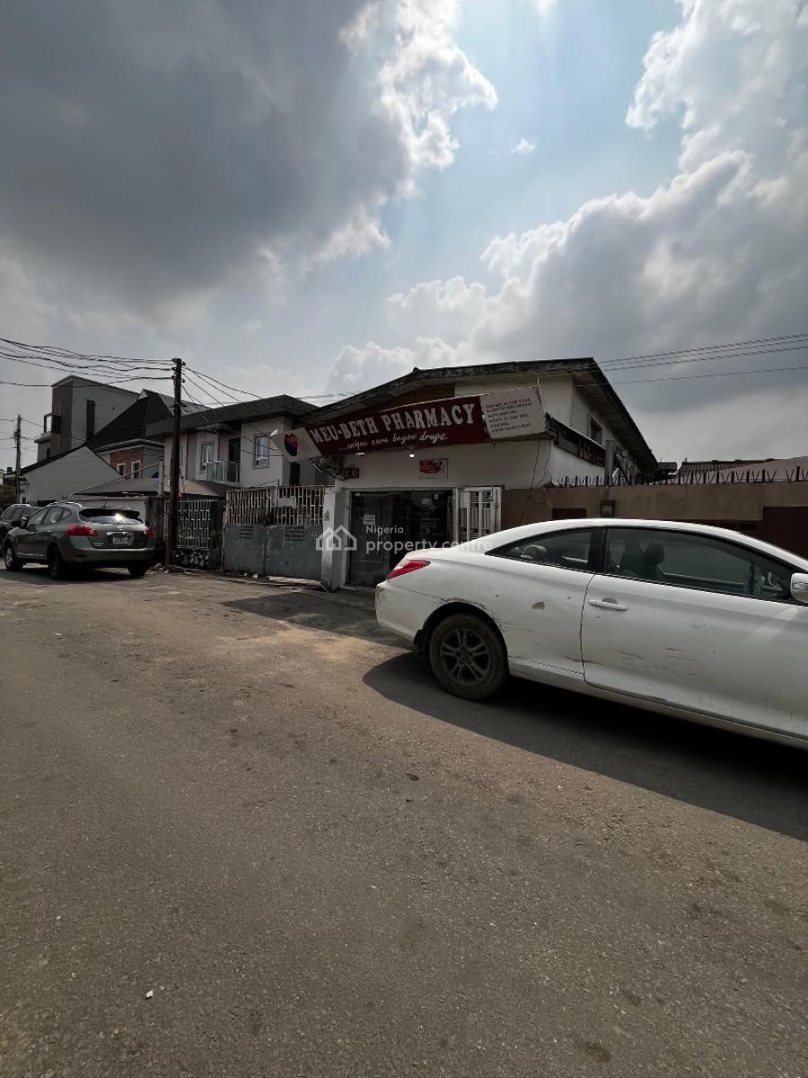 a Solid Storey Building of Block of 4 Flats on a Full Plot, Off Ogunlana, Ogunlana, Surulere, Lagos, Block of Flats for Sale