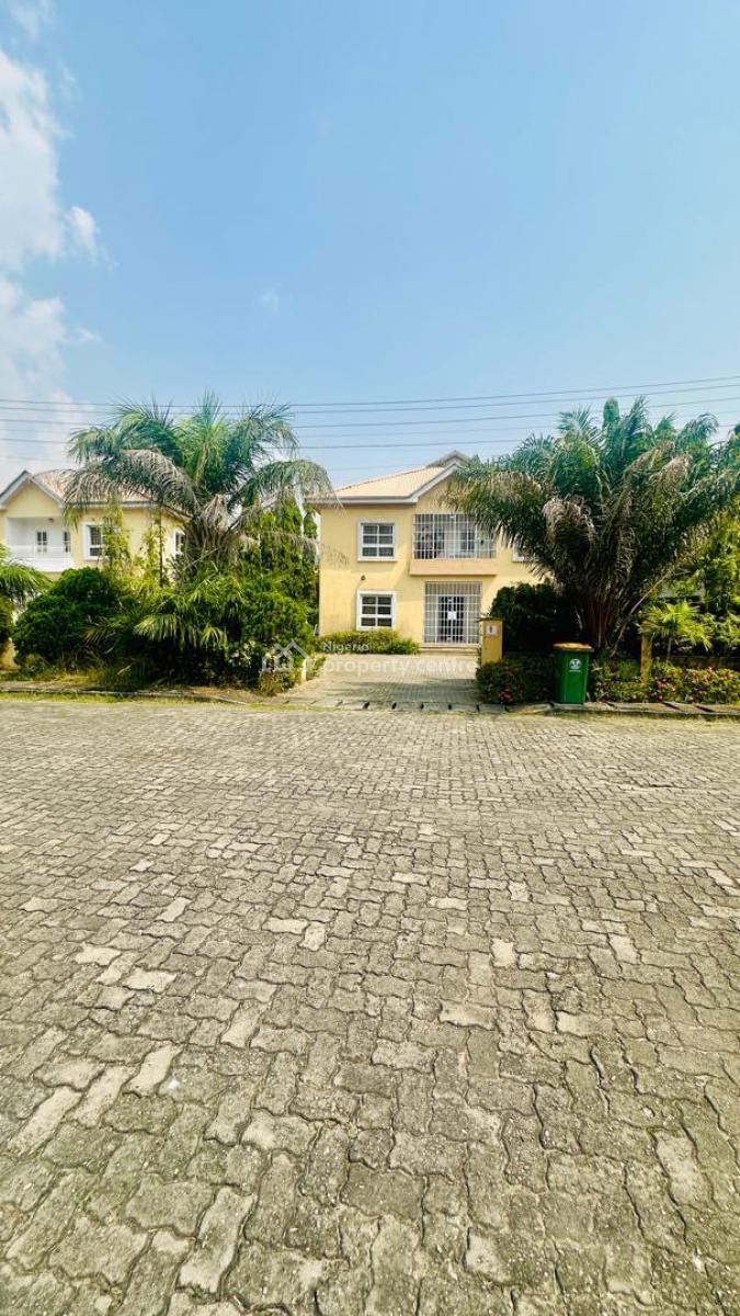 Prime 5-bedroom Luxury Home on 800 Sqm Land -- Governors Consent, Northern Foreshore Estate, Off Chevron Drive, Lekki, Lekki, Lagos, Detached Duplex for Sale