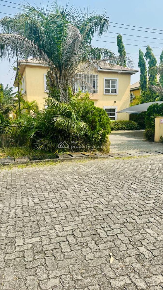 Prime 5-bedroom Luxury Home on 800 Sqm Land -- Governors Consent, Northern Foreshore Estate, Off Chevron Drive, Lekki, Lekki, Lagos, Detached Duplex for Sale