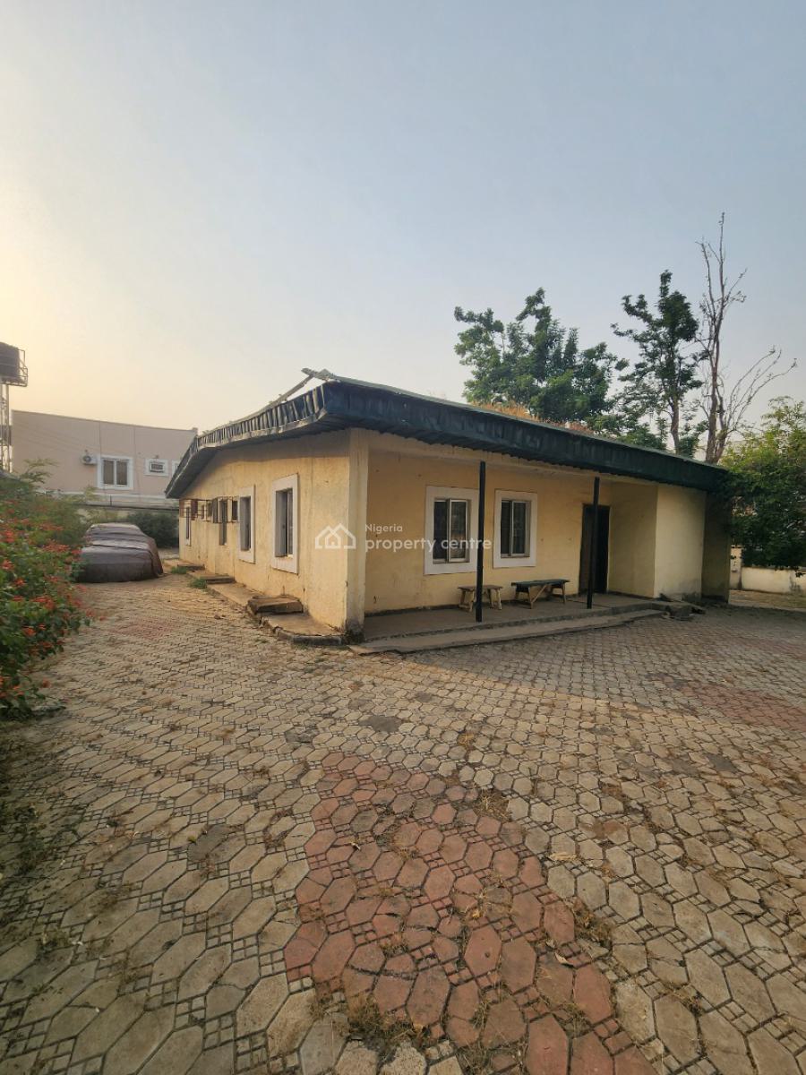 4 Bedroom Bungalow in a Prime Location, Zone 1, Zone 1, Wuse, Abuja, Detached Bungalow for Sale