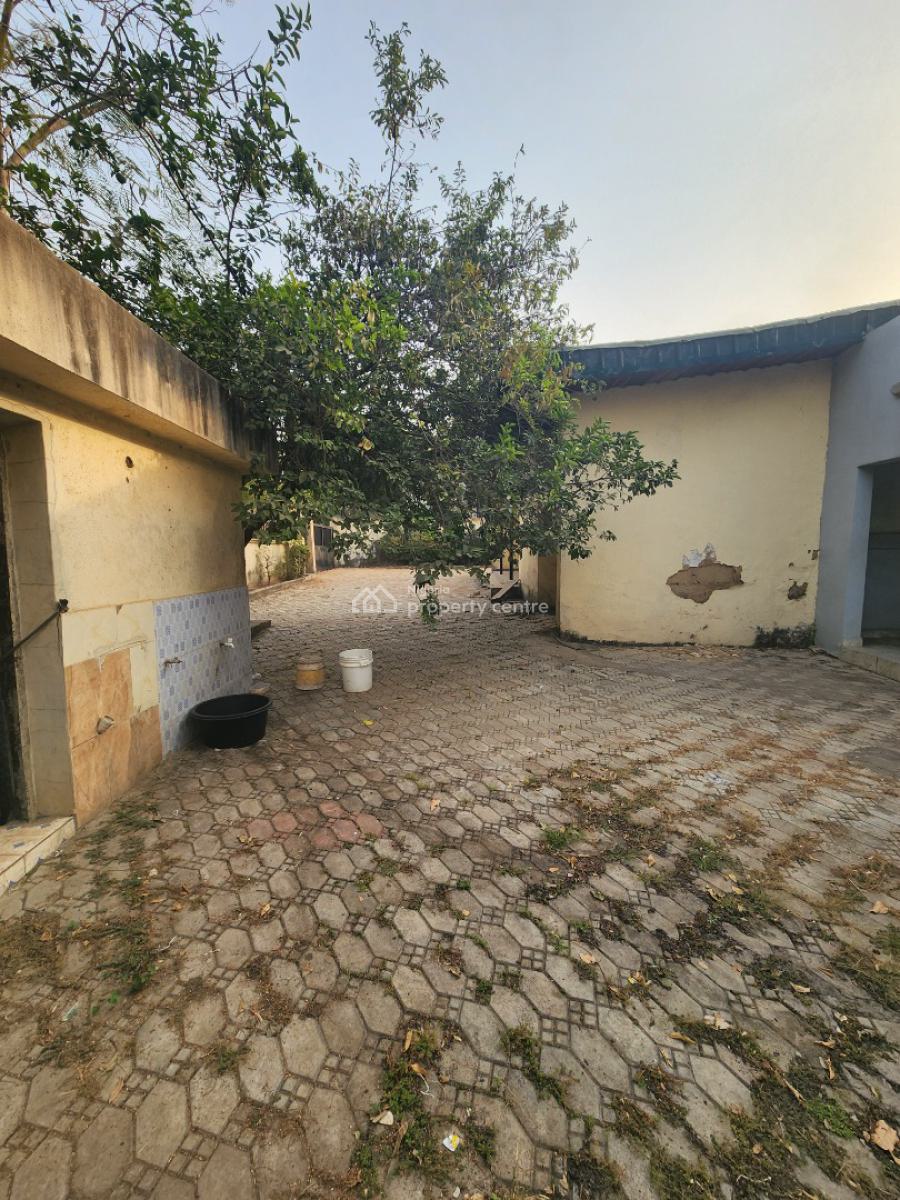4 Bedroom Bungalow in a Prime Location, Zone 1, Zone 1, Wuse, Abuja, Detached Bungalow for Sale