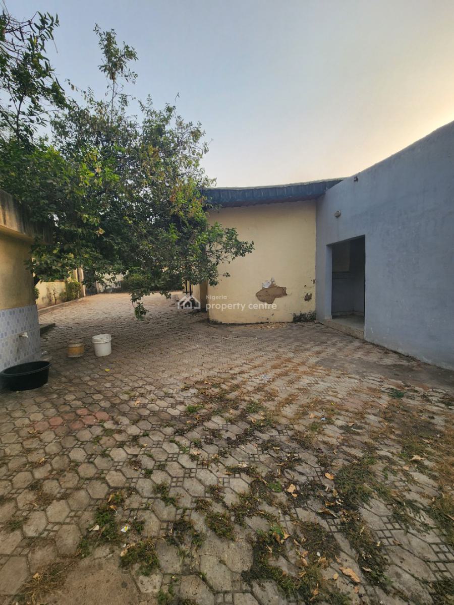 4 Bedroom Bungalow in a Prime Location, Zone 1, Zone 1, Wuse, Abuja, Detached Bungalow for Sale